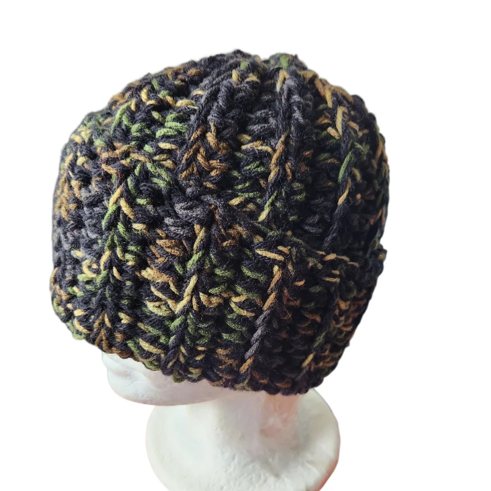 Camouflage/Black Winter Hat